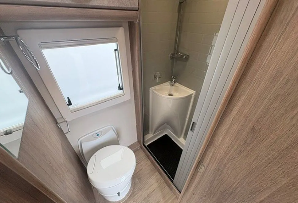 AUTO SLEEPERS  NUEVO EK PLUS 