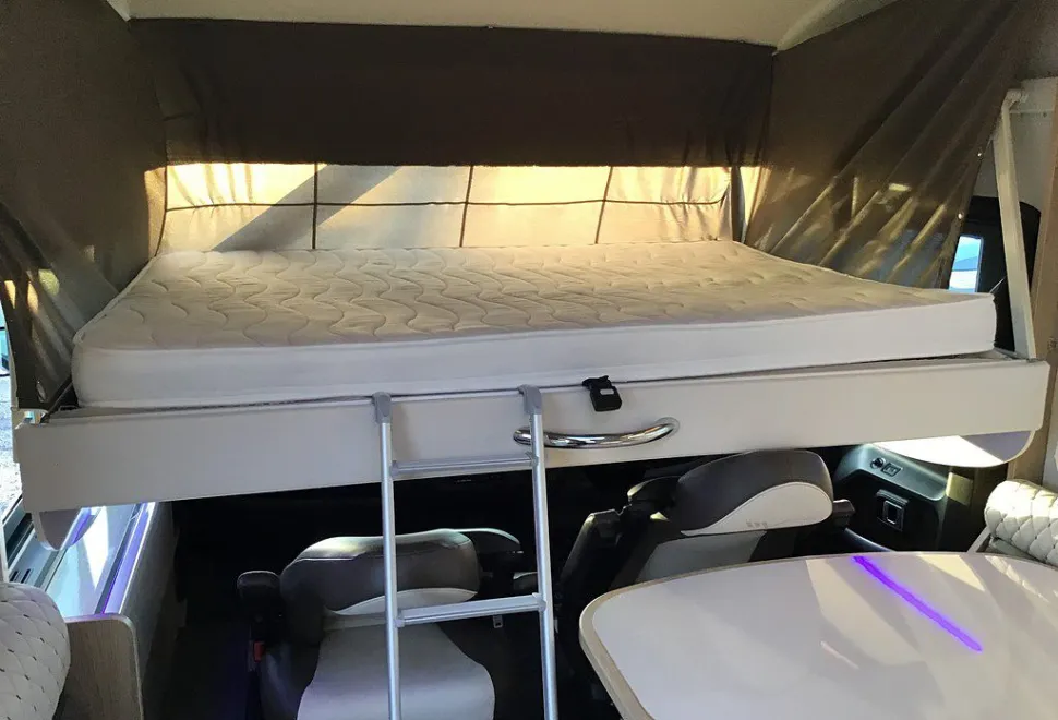 MOBILVETTA  K-YACHT TEKNO LINE95 2022-03-01
