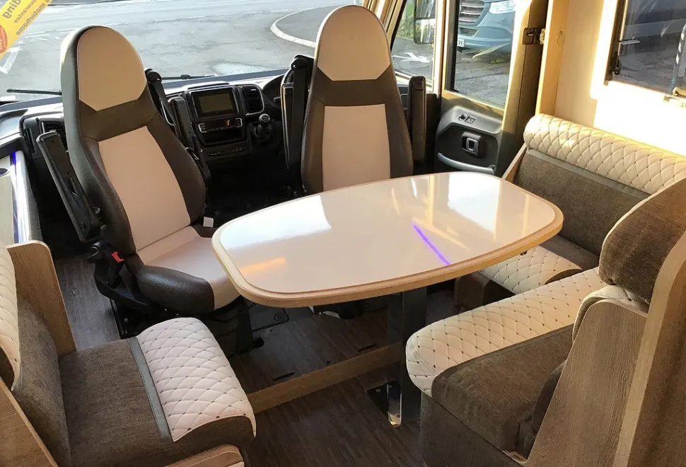 MOBILVETTA  K-YACHT TEKNO LINE95 2022-03-01