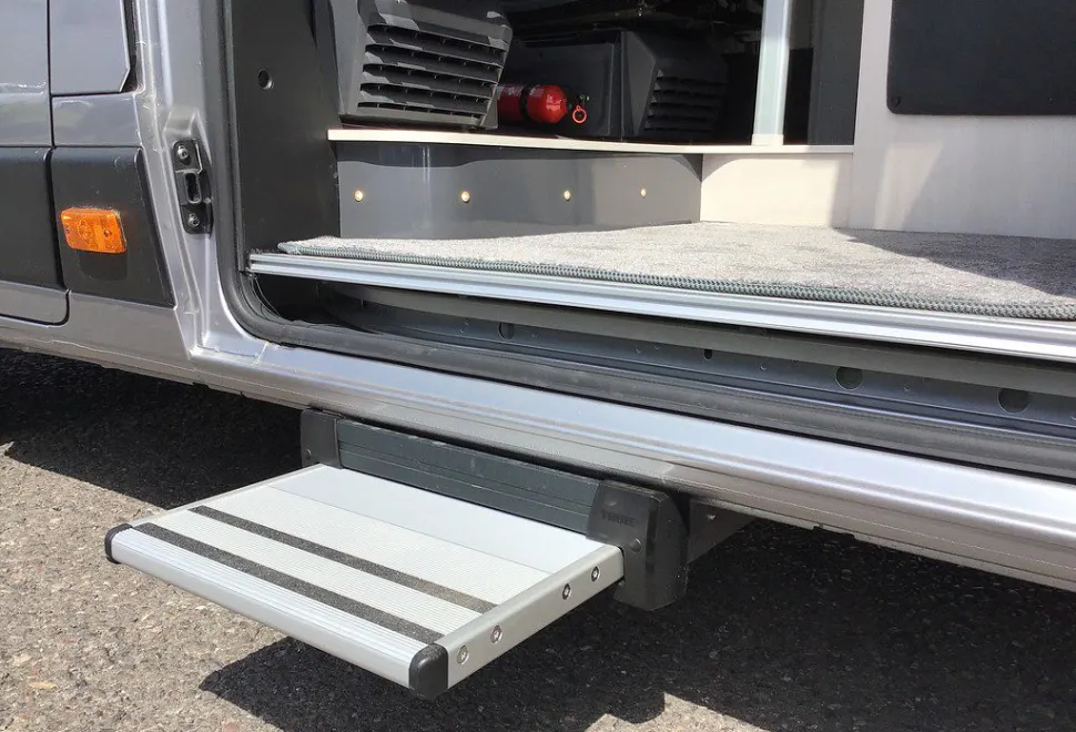 AUTO SLEEPERS  ACTIVE KB635 P 