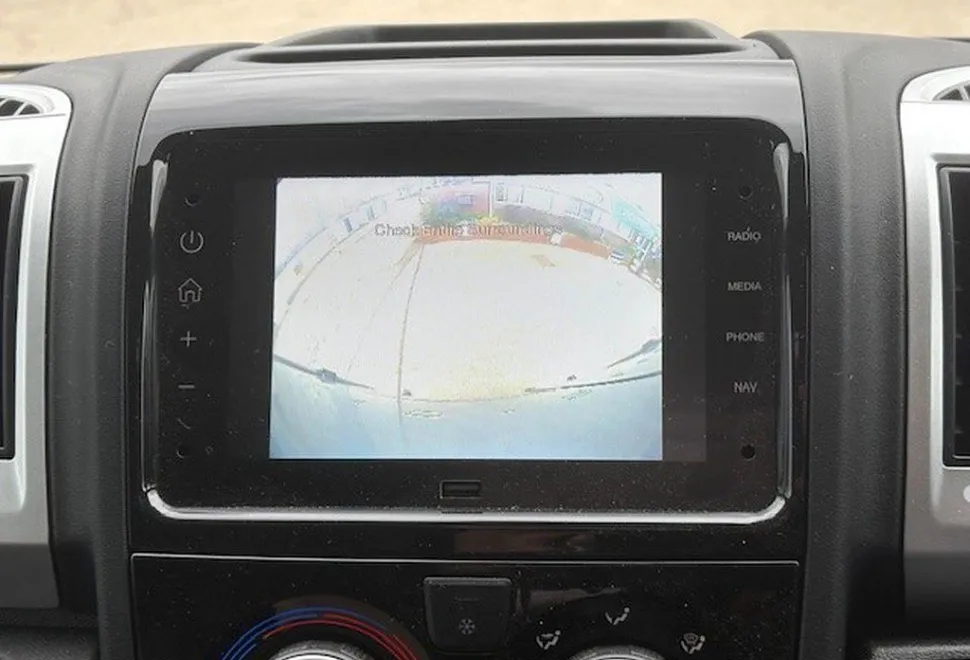 AUTO SLEEPERS  ACTIVE FL635 