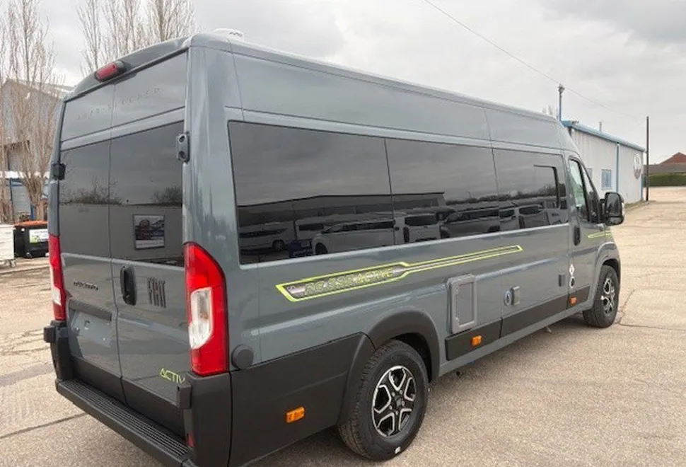 AUTO SLEEPERS  ACTIVE FL635 