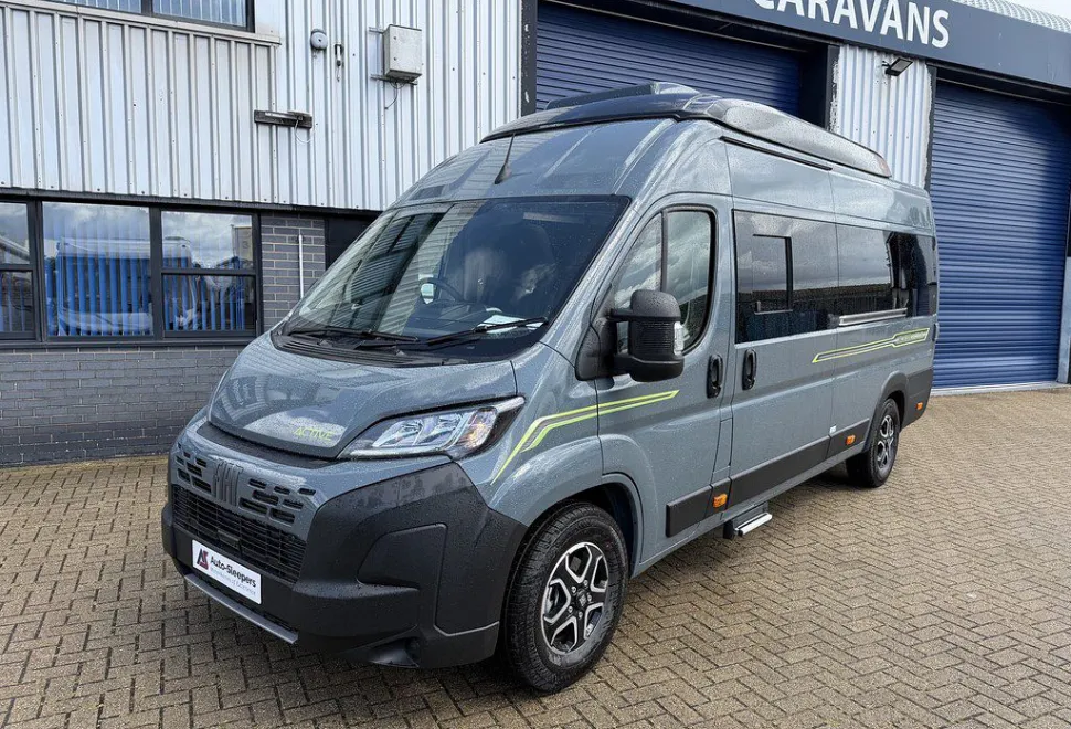 AUTO SLEEPERS  ACTIVE FL635 P 