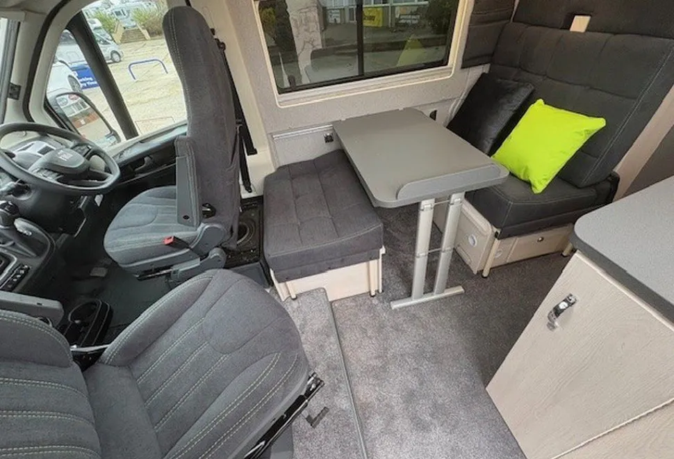 AUTO SLEEPERS  ACTIVE FL635 P 