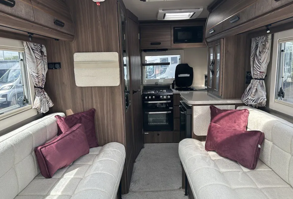 AUTO SLEEPERS  BOURTON LP 