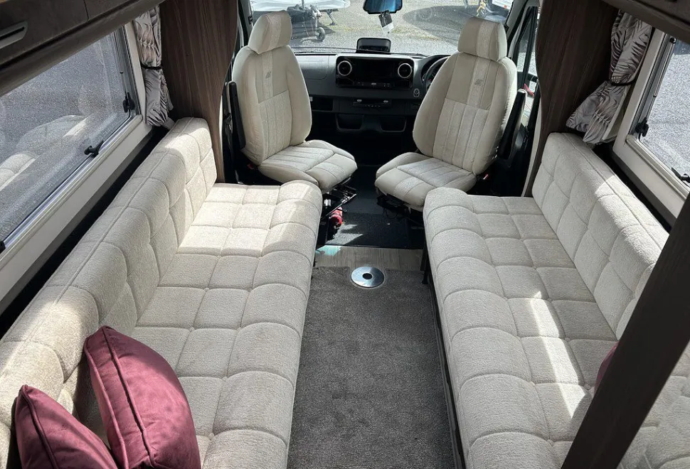 AUTO SLEEPERS  BOURTON LP 
