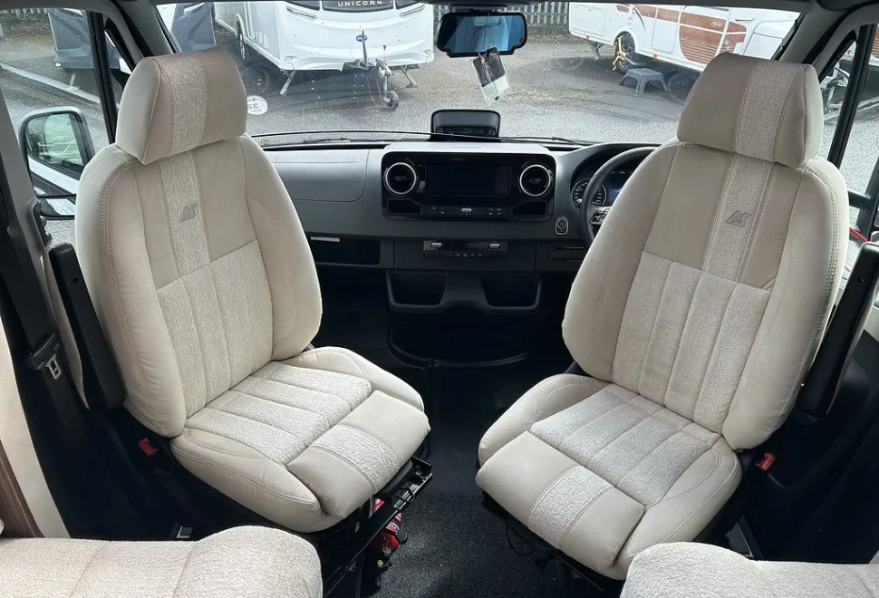 AUTO SLEEPERS  BOURTON LP 