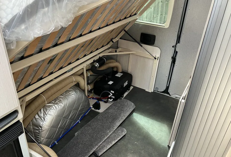 AUTO SLEEPERS  ACTIVE KB635 