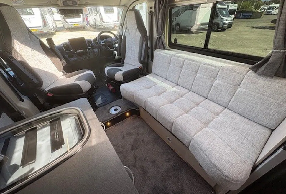 AUTO SLEEPERS  KINGHAM 