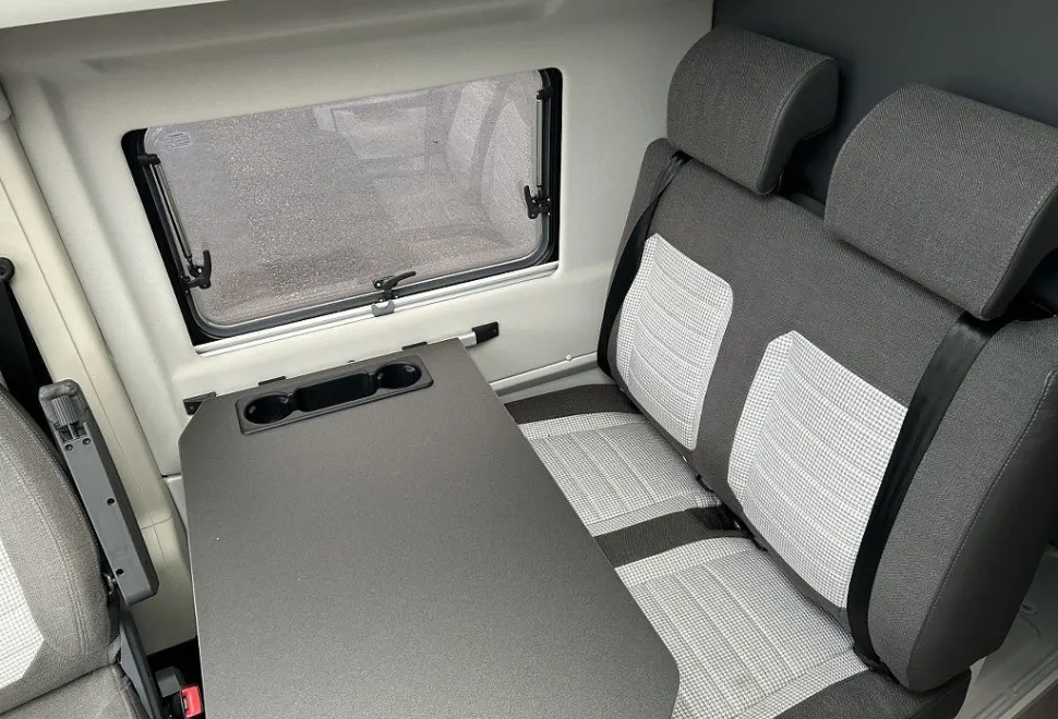 ADRIA  TWIN SUPREME 600 SPB 2021-03-01