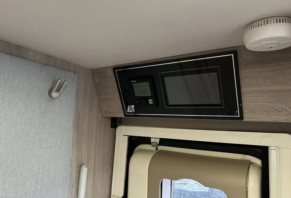 AUTO SLEEPERS  WINCHCOMBE 2020-08-20