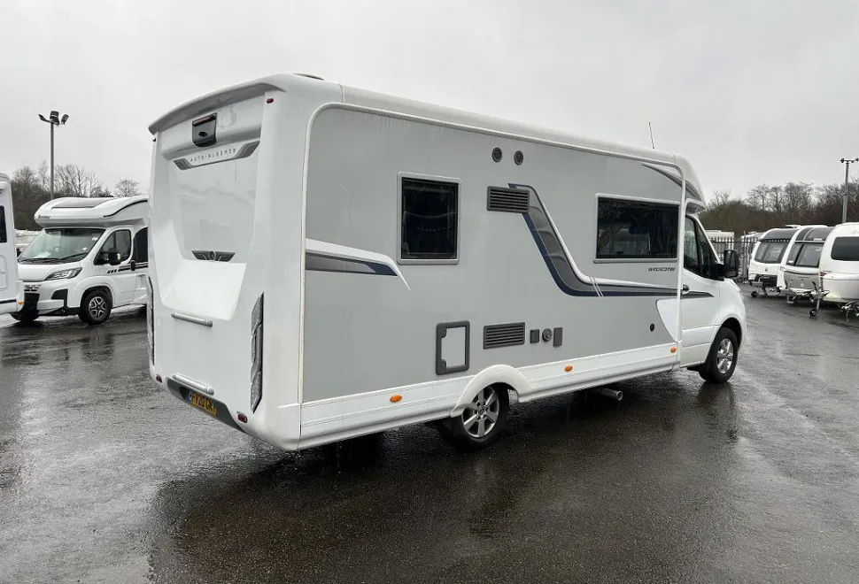 AUTO SLEEPERS  WINCHCOMBE 2020-08-20