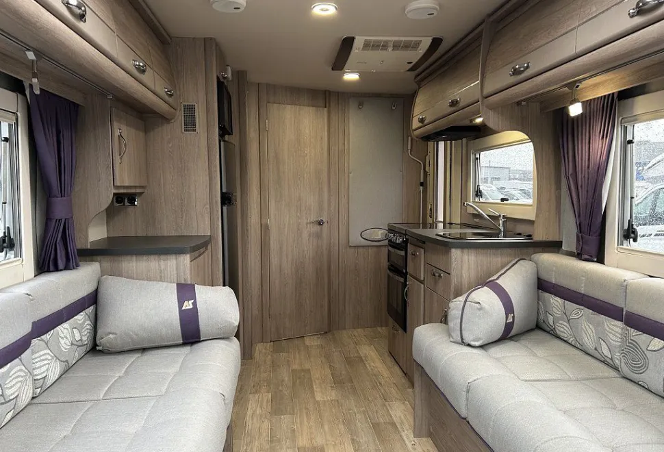 AUTO SLEEPERS  WINCHCOMBE 2020-08-20