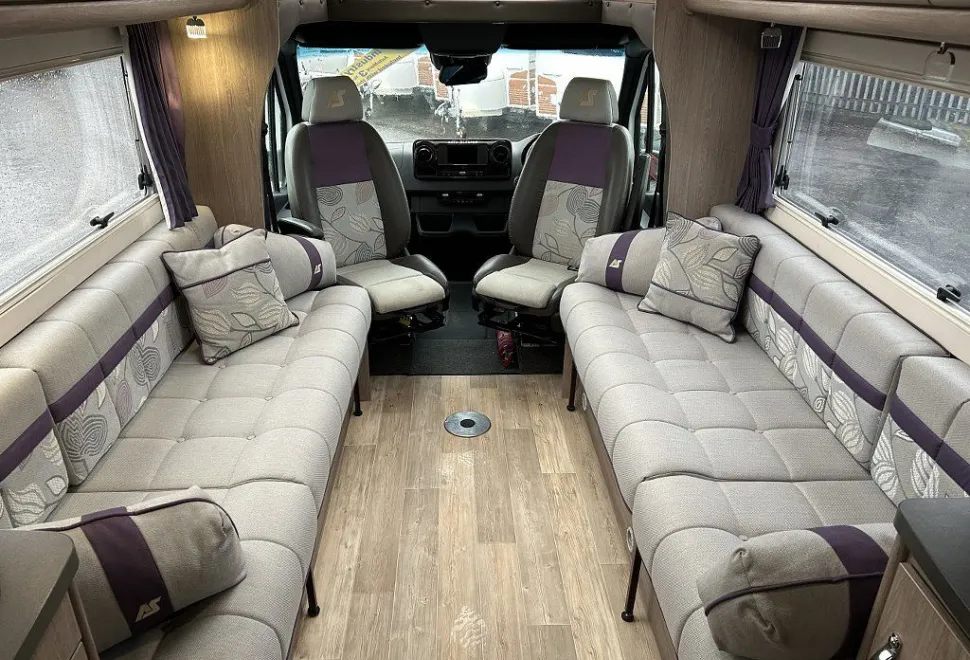 AUTO SLEEPERS  WINCHCOMBE 2020-08-20