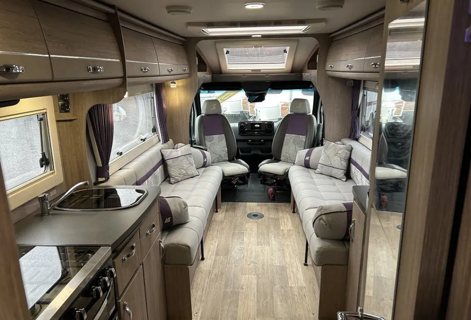 AUTO SLEEPERS  WINCHCOMBE 2020-08-20