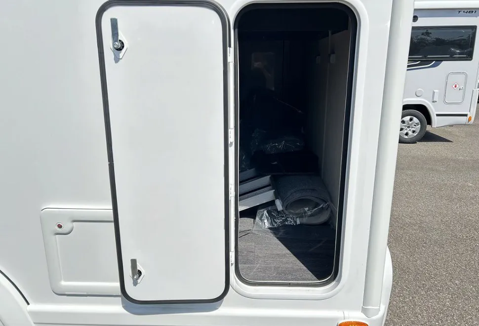 AUTOTRAIL  F-LINE F67 