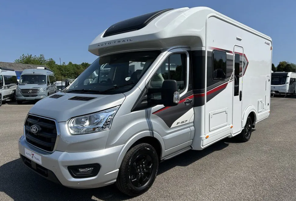 AUTOTRAIL  F-LINE F67 
