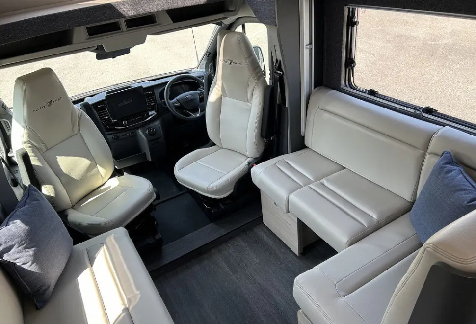 AUTOTRAIL  F-LINE F67 