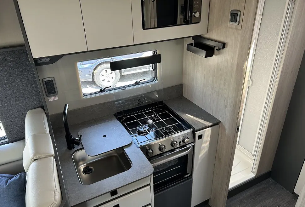 AUTOTRAIL  F-LINE F67 
