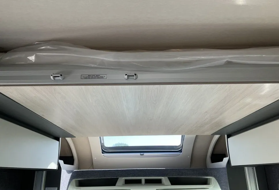 AUTOTRAIL  F-LINE F67 