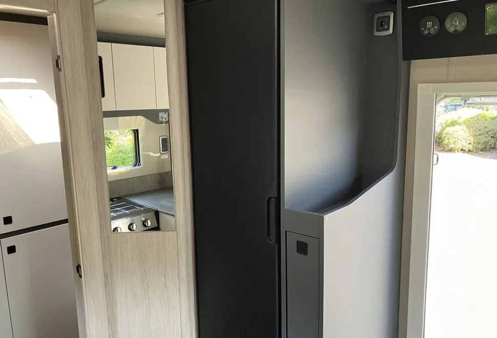 AUTOTRAIL  F-LINE F67 