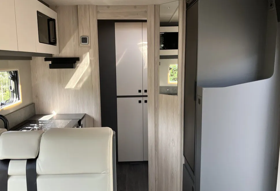 AUTOTRAIL  F-LINE F67 