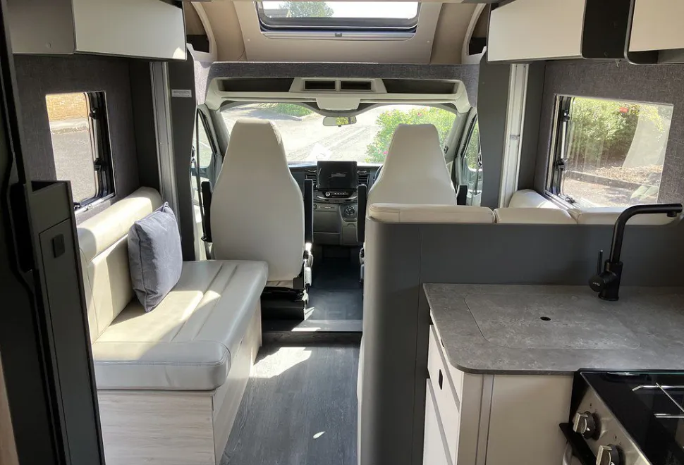 AUTOTRAIL  F-LINE F67 