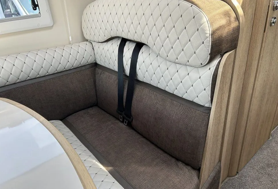 MOBILVETTA  K-YACHT T-LINE 95 2022-07-08