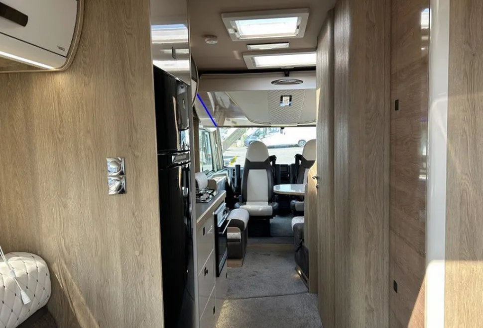 MOBILVETTA  K-YACHT T-LINE 95 2022-07-08