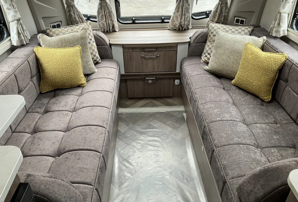 COACHMAN  VIP 520 