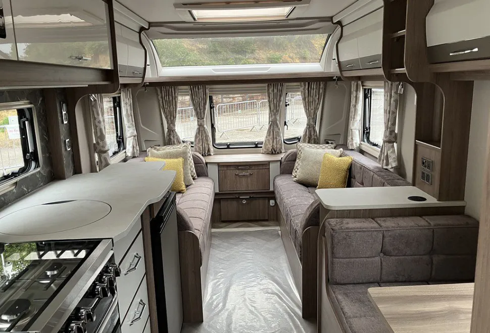 COACHMAN  VIP 520 