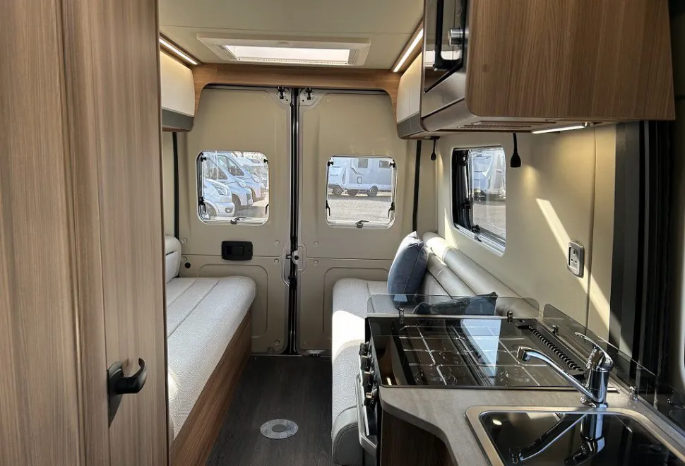 AUTOTRAIL  V-LINE 610 SE 