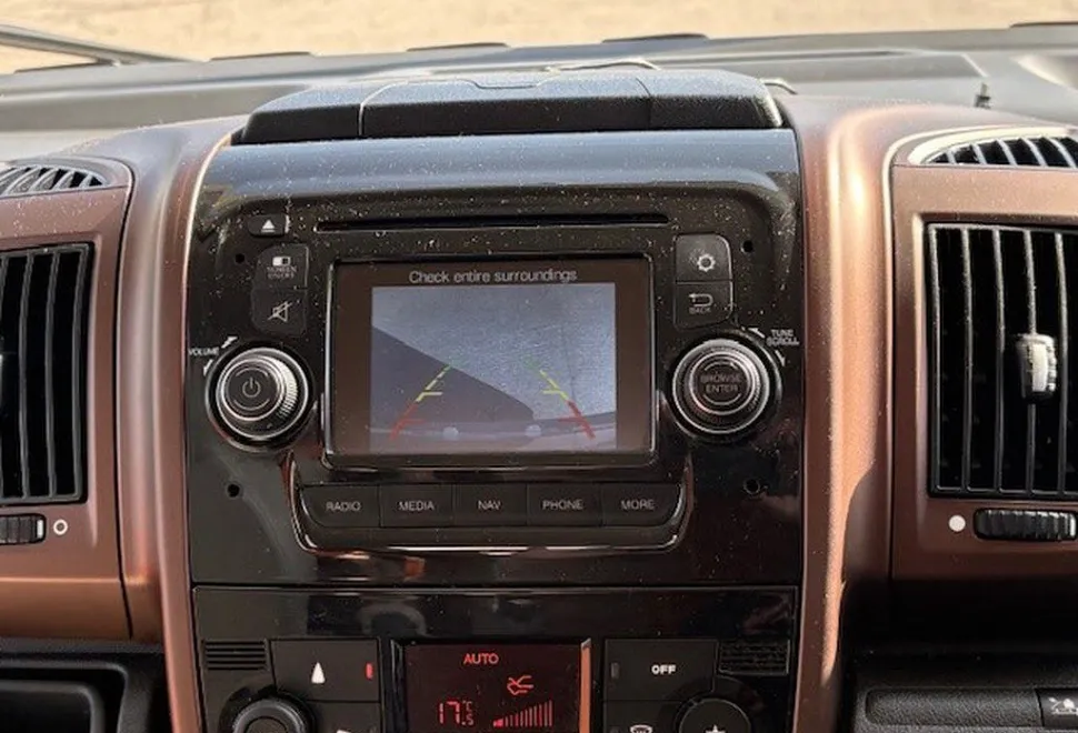 MOBILVETTA  K-YACHT T-LINE 80 2019-09-19