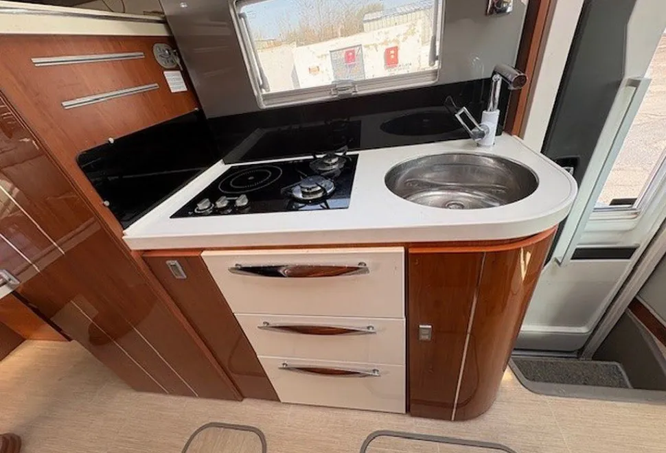 MOBILVETTA  K-YACHT T-LINE 80 2019-09-19