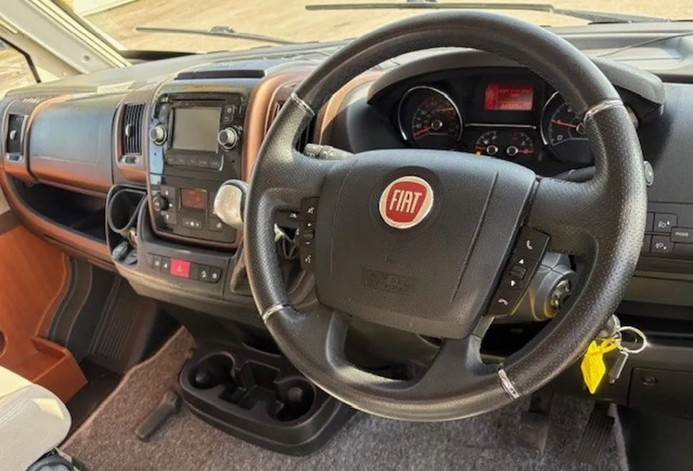 MOBILVETTA  K-YACHT T-LINE 80 2019-09-19