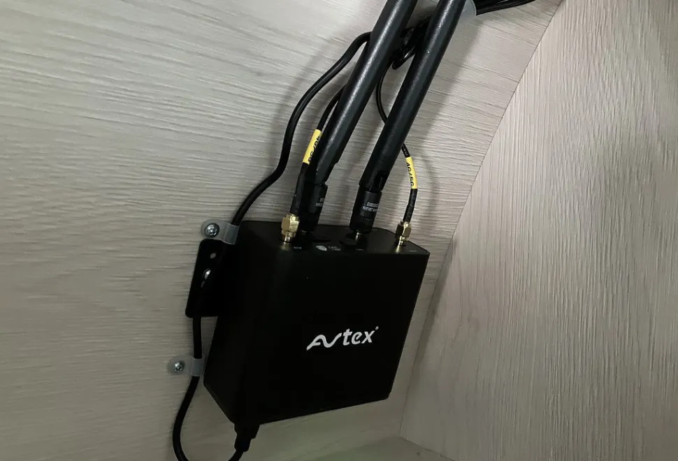 AUTO SLEEPERS  ACTIVE FG635 P 