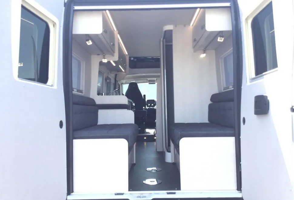 AUTO SLEEPERS  ACTIVE FL635 P 