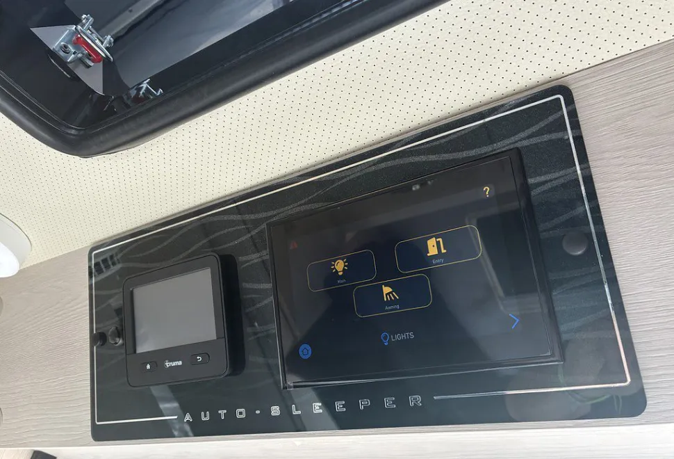 AUTO SLEEPERS  ACTIVE KB635 P 