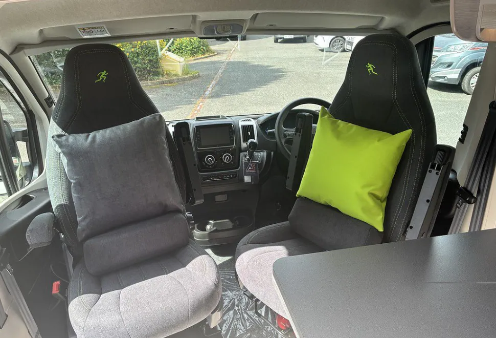 AUTO SLEEPERS  ACTIVE KB635 P 