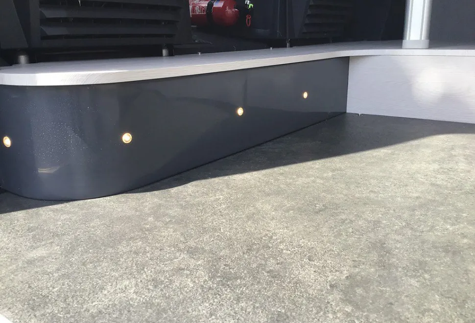 AUTO SLEEPERS  ACTIVE KB635 