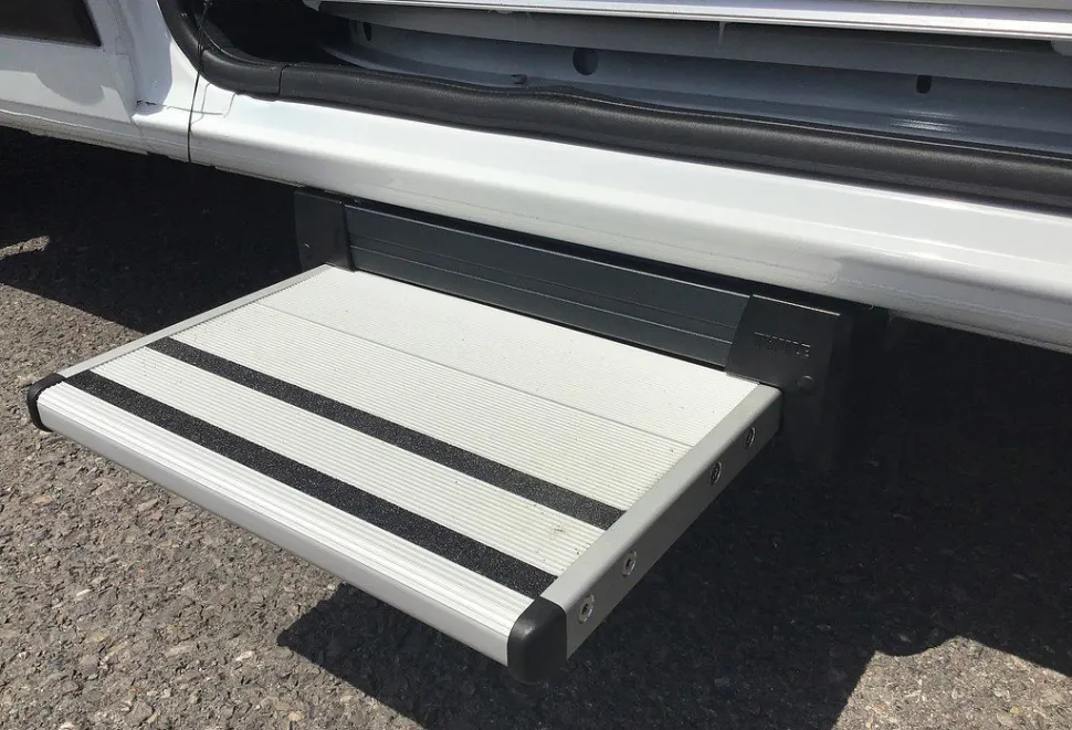 AUTO SLEEPERS  ACTIVE KB635 
