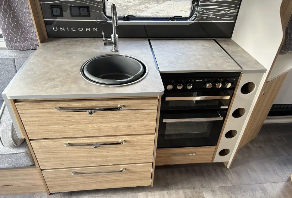BAILEY  UNICORN VIGO 2025-02-06