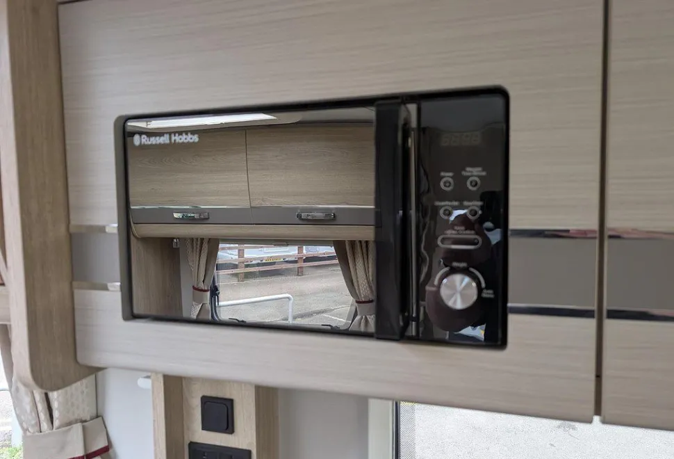 ELDDIS  MAJESTIC 185 2018-12-07