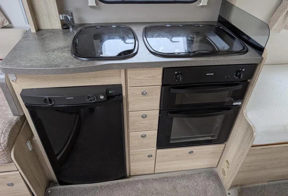 ELDDIS  MAJESTIC 185 2018-12-07
