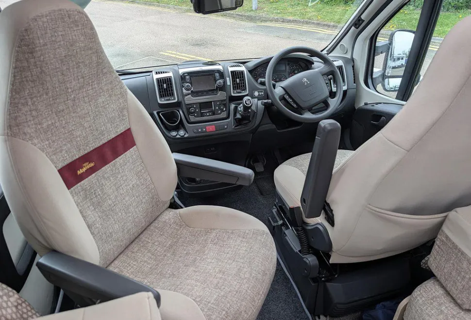 ELDDIS  MAJESTIC 185 2018-12-07