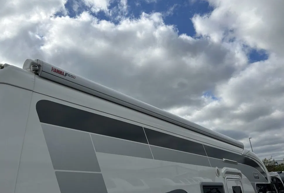 LAIKA  ECOVIP 600 2020-09-01