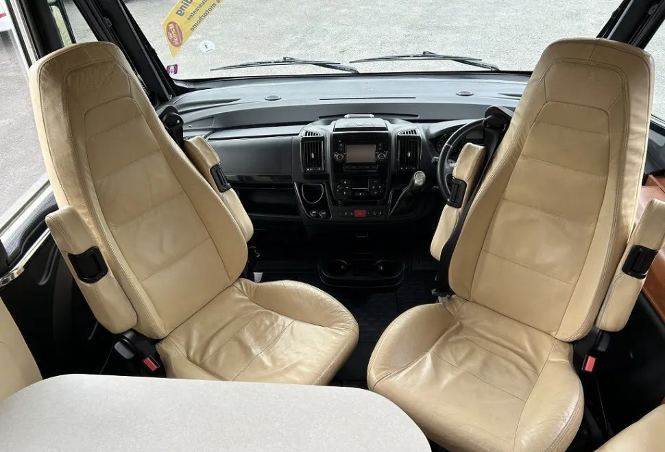LAIKA  ECOVIP 600 2020-09-01
