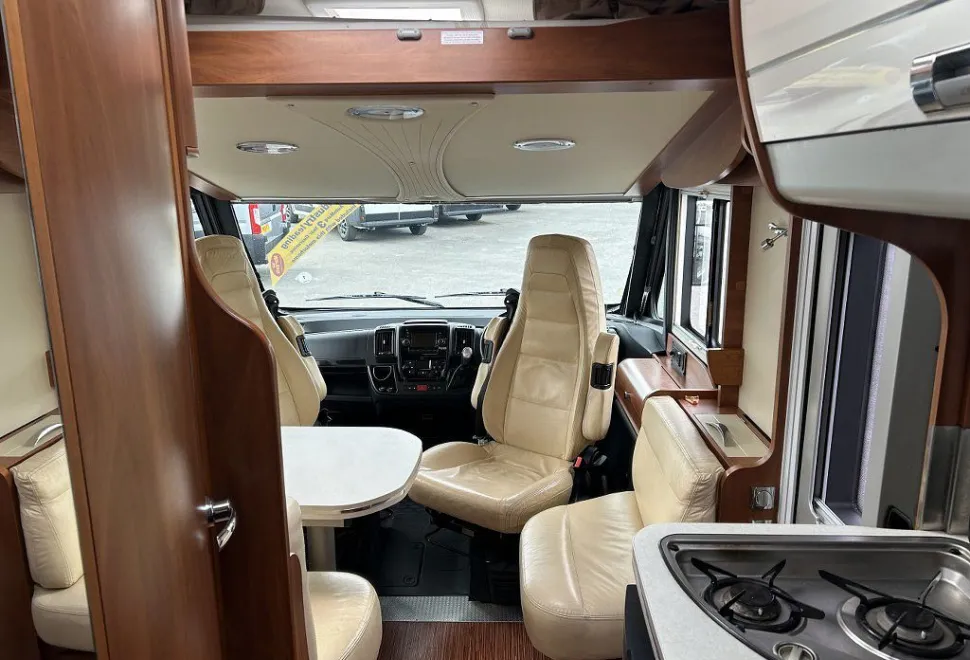 LAIKA  ECOVIP 600 2020-09-01