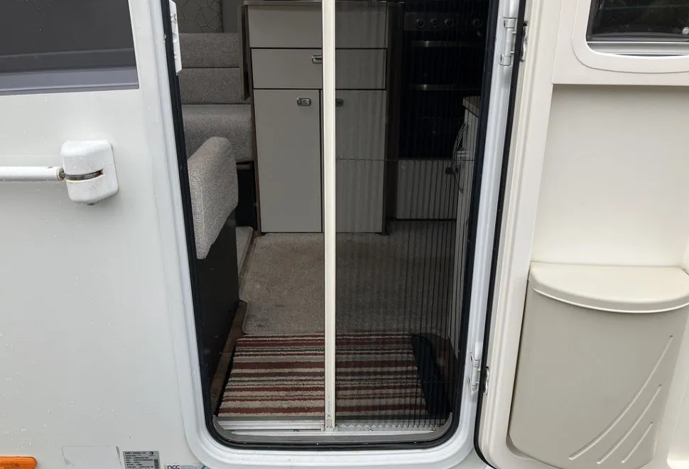 SWIFT  CONQUEROR 565 2022-06-27