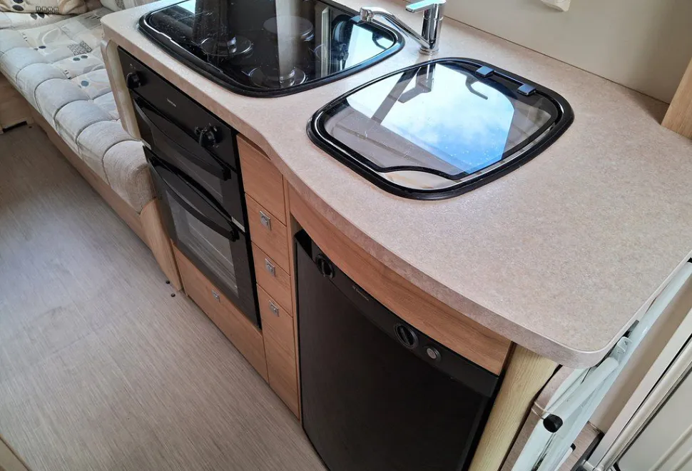 ELDDIS  MAJESTIC 195 2016-09-01
